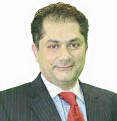 Amir Pirzada Headshot